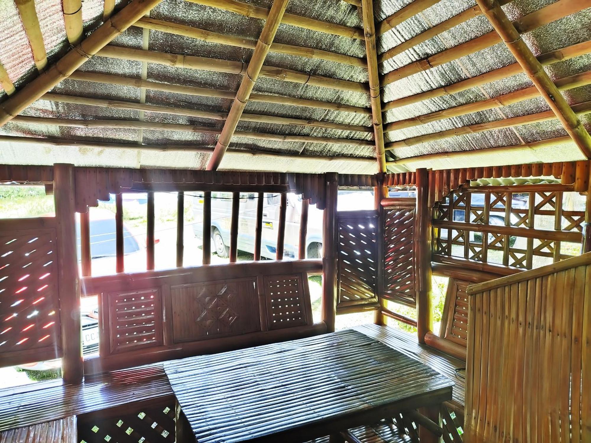 Rea'S Bamboo Resort Gabaldon 객실 사진