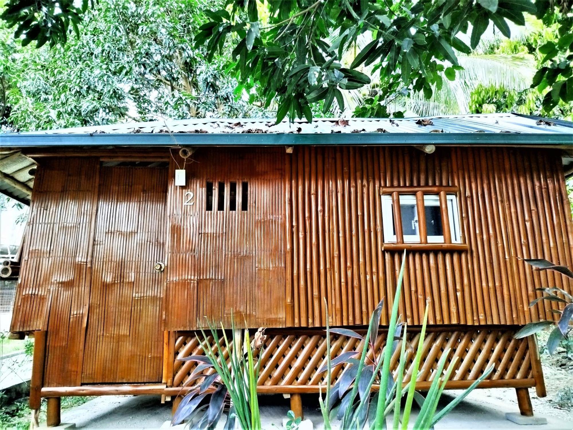 Rea'S Bamboo Resort Gabaldon 객실 사진