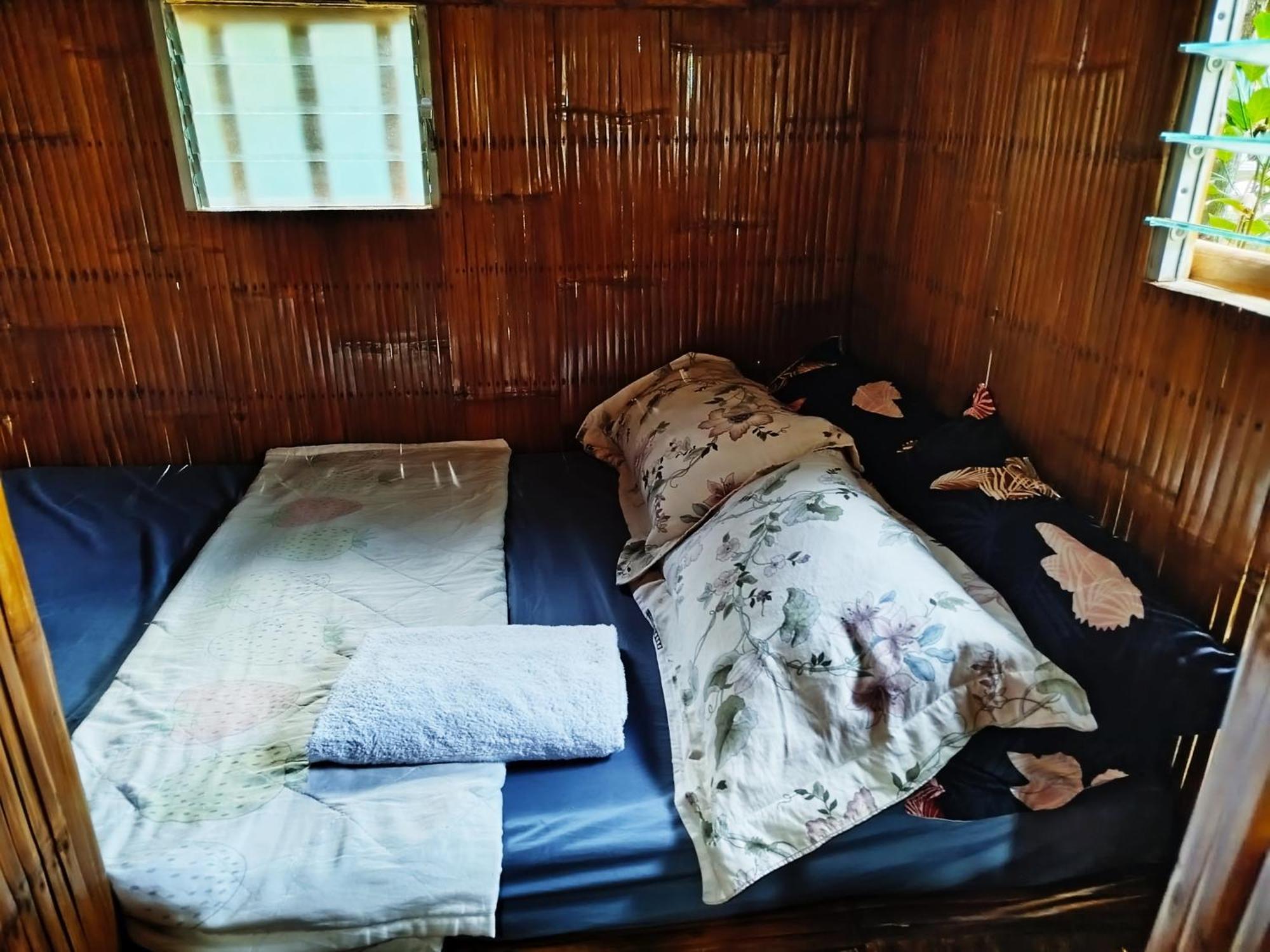 Rea'S Bamboo Resort Gabaldon 객실 사진