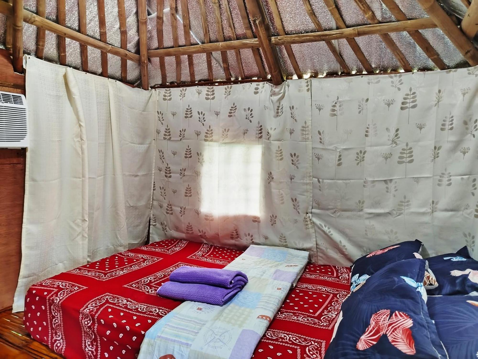 Rea'S Bamboo Resort Gabaldon 객실 사진